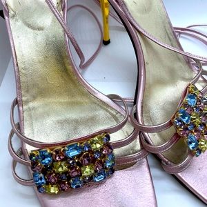 Extremely rare Stuart Weitzman heels. Worn once